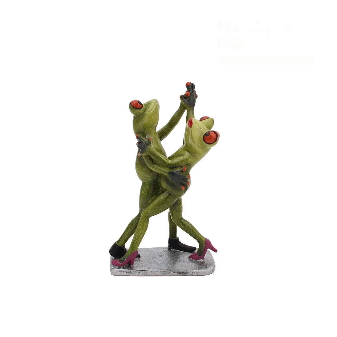 Pastoral style synthetic resin frog ornament for home decoration