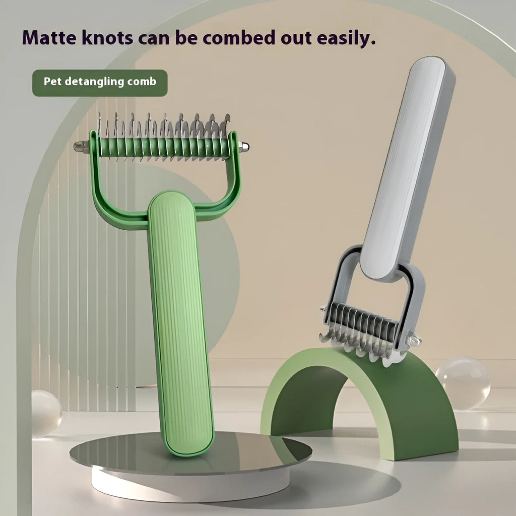 Green and grey pet hair unknotting comb with stainless steel teeth on PP handle