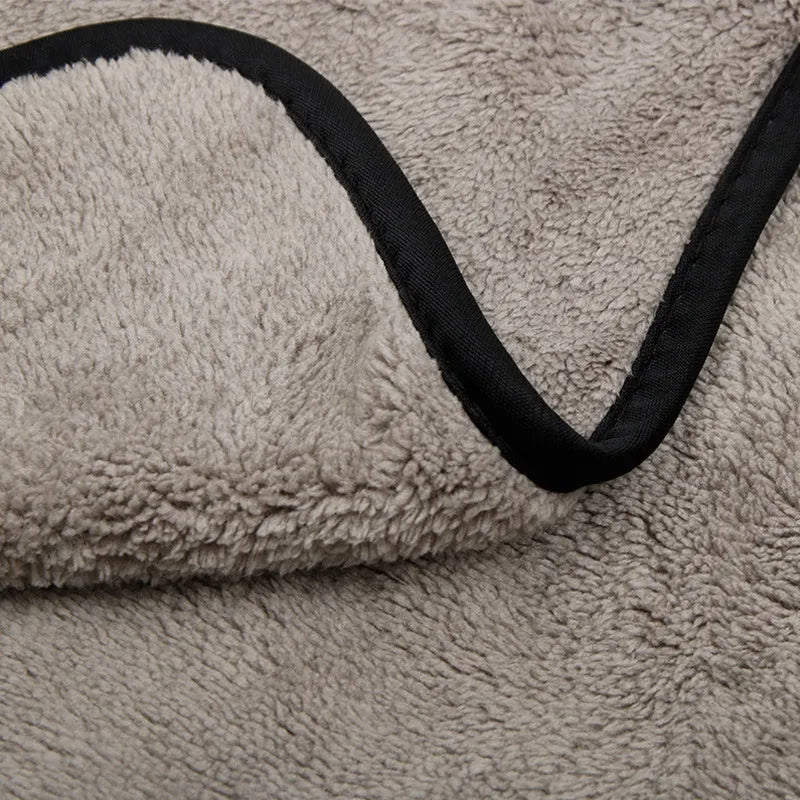 Microfiber car drying towel set showing size options: 75cm by 35cm, 60cm by 40cm, and 100cm by 40cm.