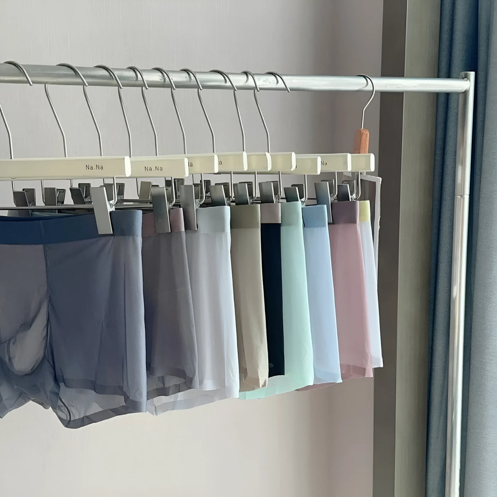 Seamless men's boxer shorts in ultra-thin honeycomb fabric, shown in a nude colour.