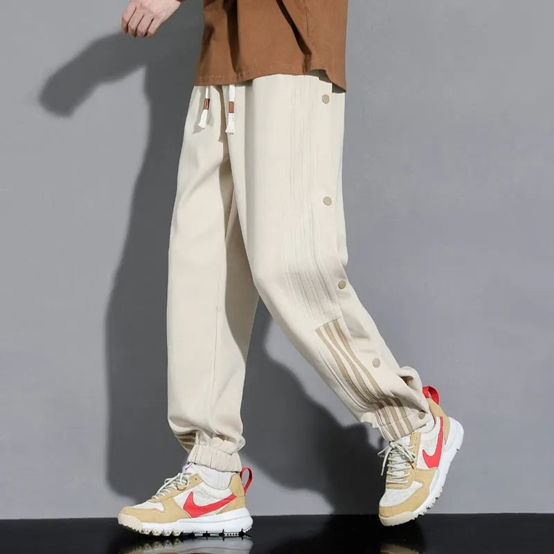 Men's cotton blend sweatpants with high waist and belt in solid autumn colours