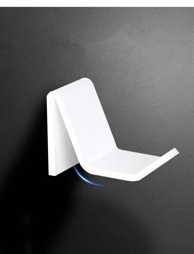 Universal game controller mounting bracket in black, white or transparent for bathroom and door installation
