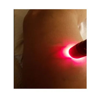 Black aluminium alloy Smart Vein Locator and red light flashlight device measuring 29x95mm.