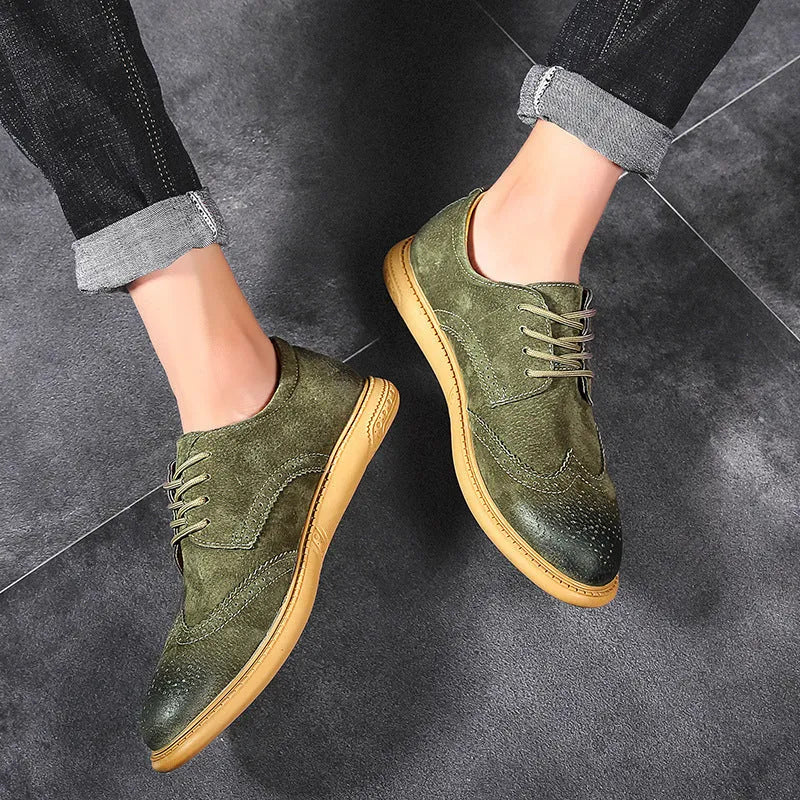 Men's low top business leather shoes in grey with lace-up design and leather toe cap