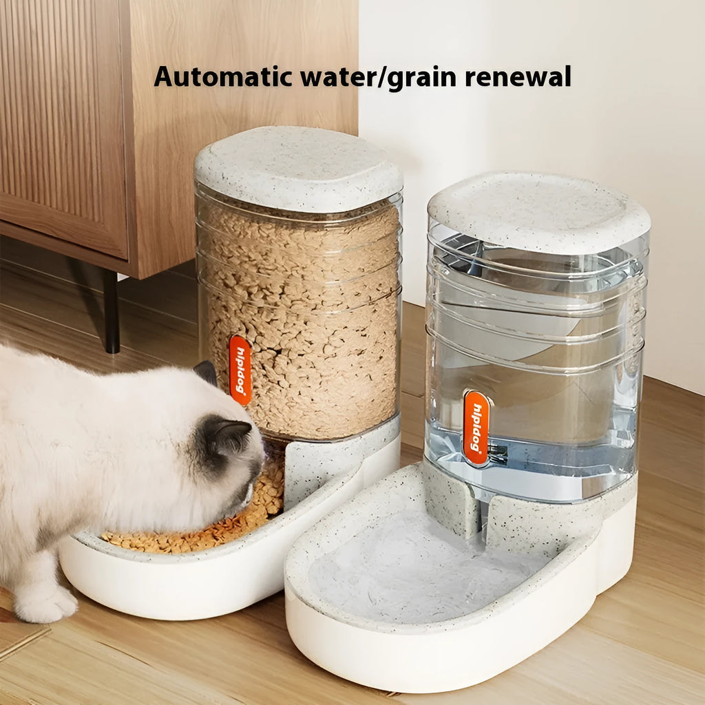 Automatic pet drinker with 3.8L capacity in multiple colour options for dogs and cats