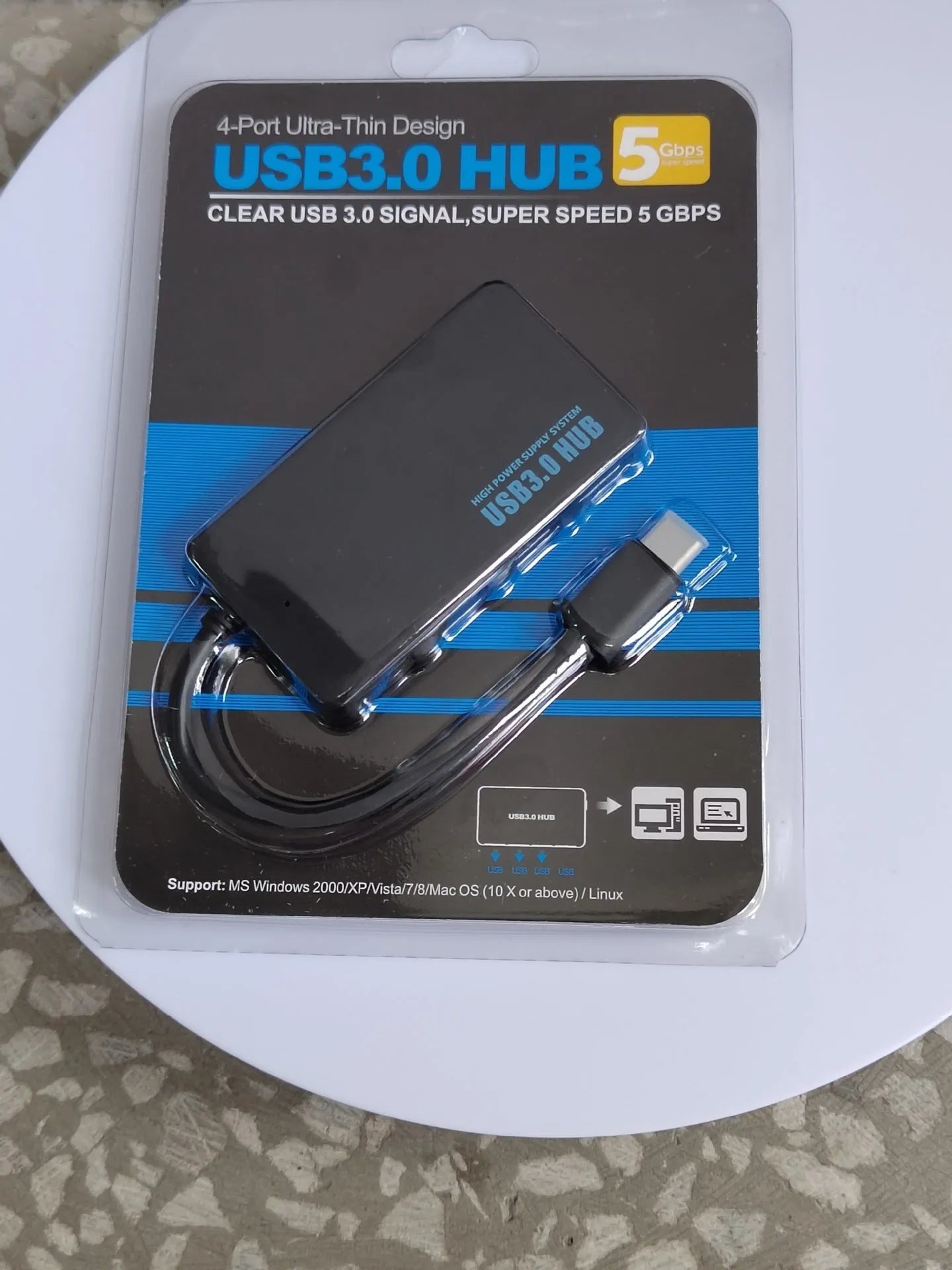 USB multi-computer extender switch with 20cm cable showing USB-A and USB-C interface options