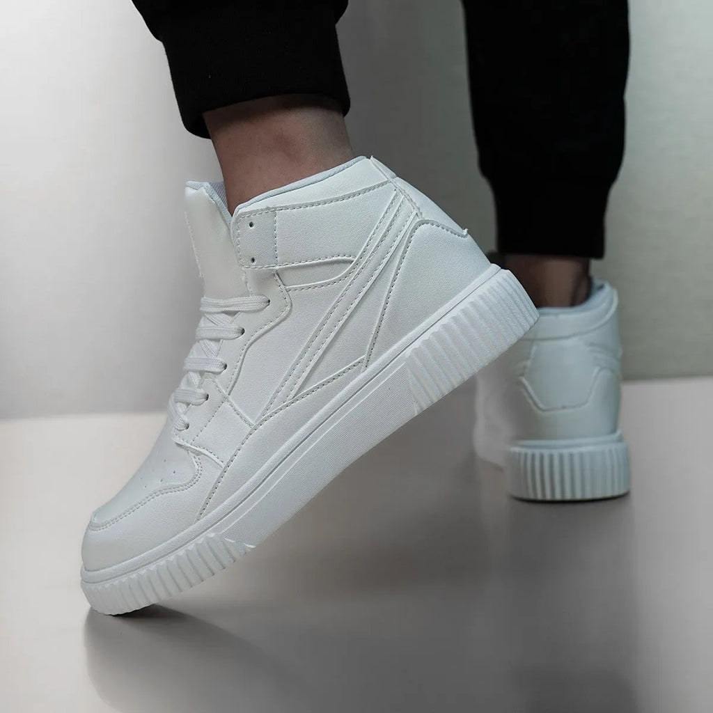 Men's white microfiber casual shoes with round-toe design for autumn and winter leisure wear