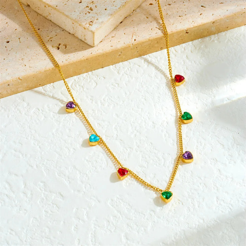 Women's gold-plated heart-shaped stainless steel necklace on adjustable chain