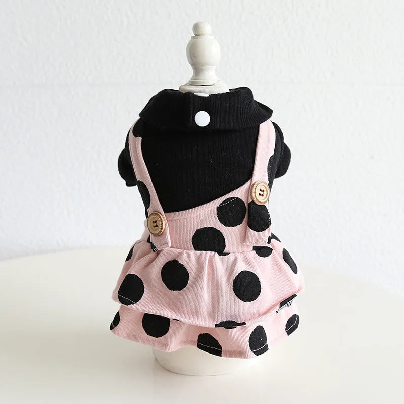 Shoulder strap lapel pet clothing in cloth material with size options from XS to XL