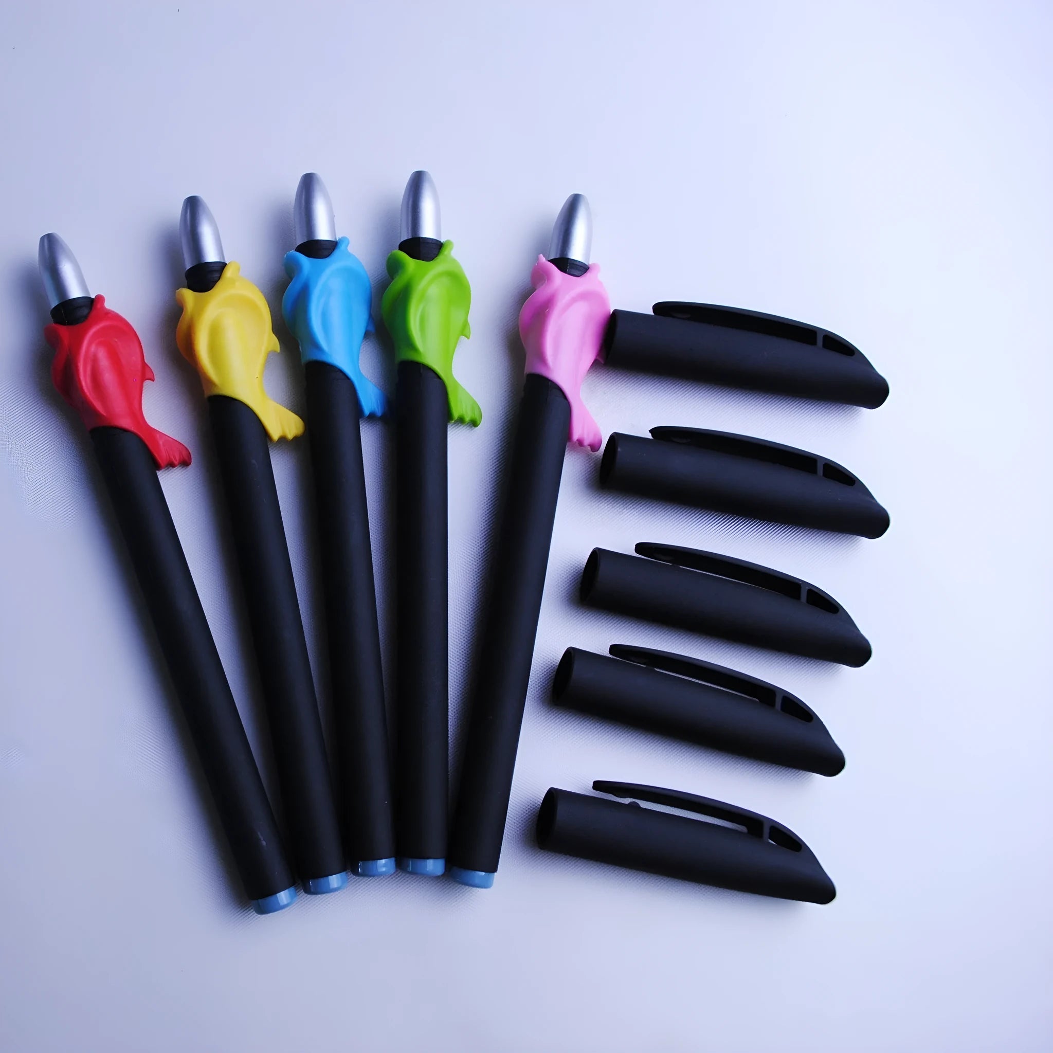 Blue ink automatic fading pen set with 0.5mm tip, eight refill cores, pole, and pen holder