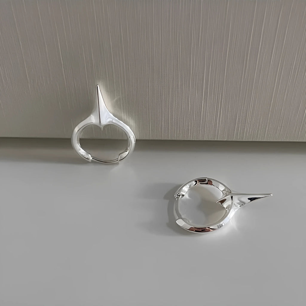 Women's geometric star ear clips with platinum electroplating and clip-on design
