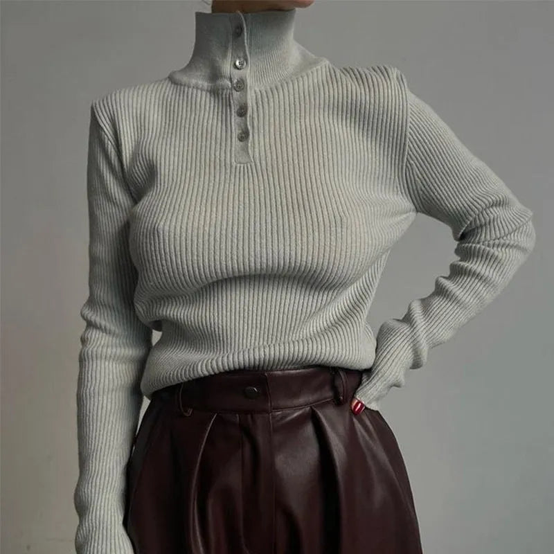 Slim fit half turtleneck pullover sweater in core-spun yarn fabric with single-breasted placket