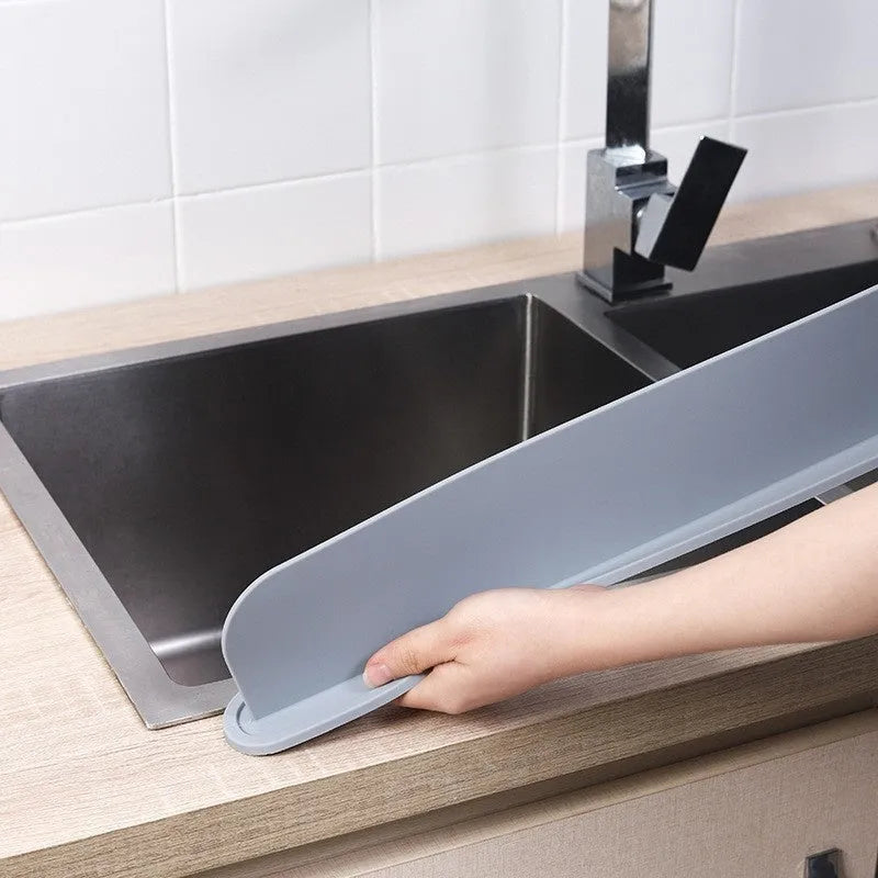 Silicone sink water blocking plate in grey colour with dimensions 52x5x85mm