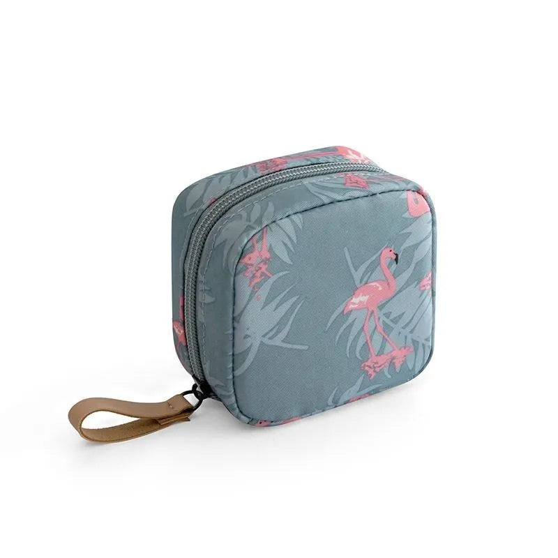 Cloth cube makeup storage bag in plain fabric available in blue, pink, white and white pink colours