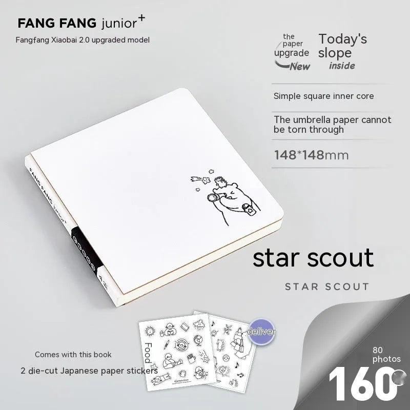 Square checkered diary notebook with 100 pages measuring 148x148mm