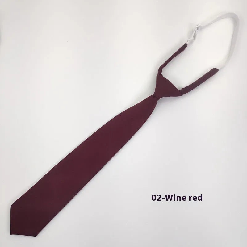 Men's solid colour cotton bow tie in arrow style measuring 35x7cm
