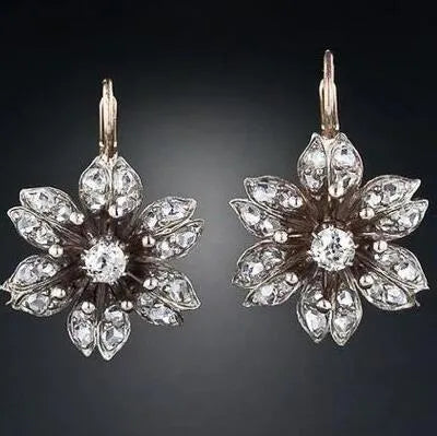 Silver electroplated retro fashion creative alloy earrings for female OL style wear