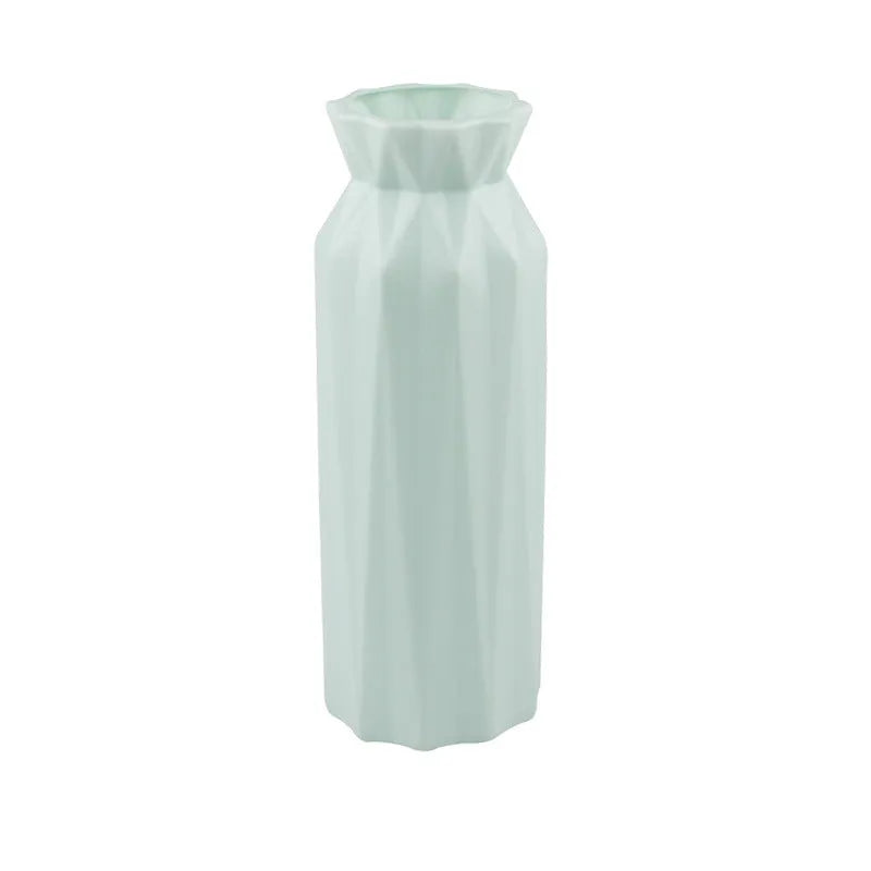 Green melamine plastic vase with 7.2 cm base diameter for desktop or floor floral displays