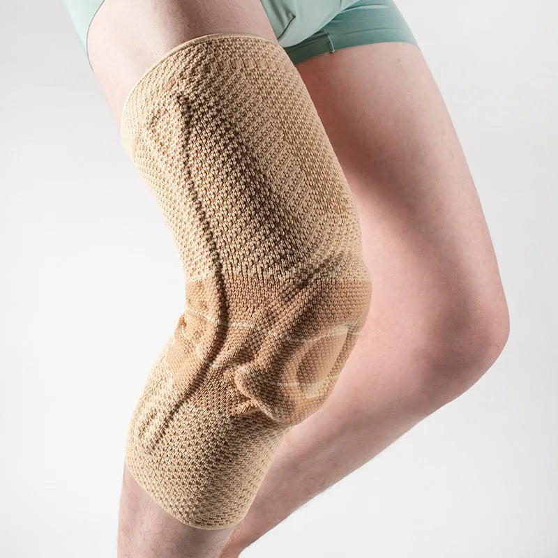 Adult sports knee pad in black and blue colour for basketball and running protection