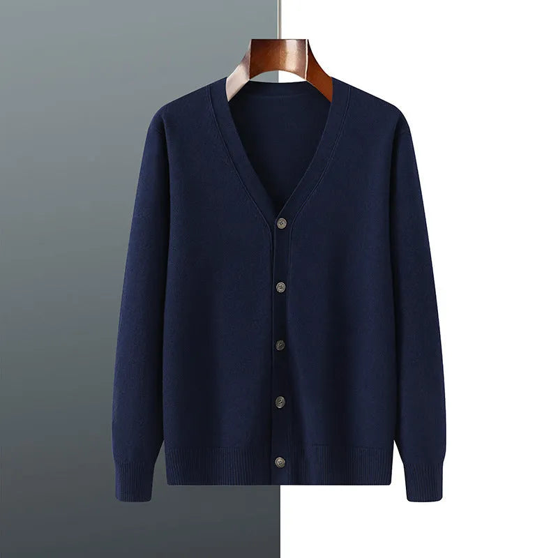 Men's Andy velvet cardigan coat in V-neck design with loose fit and long sleeves
