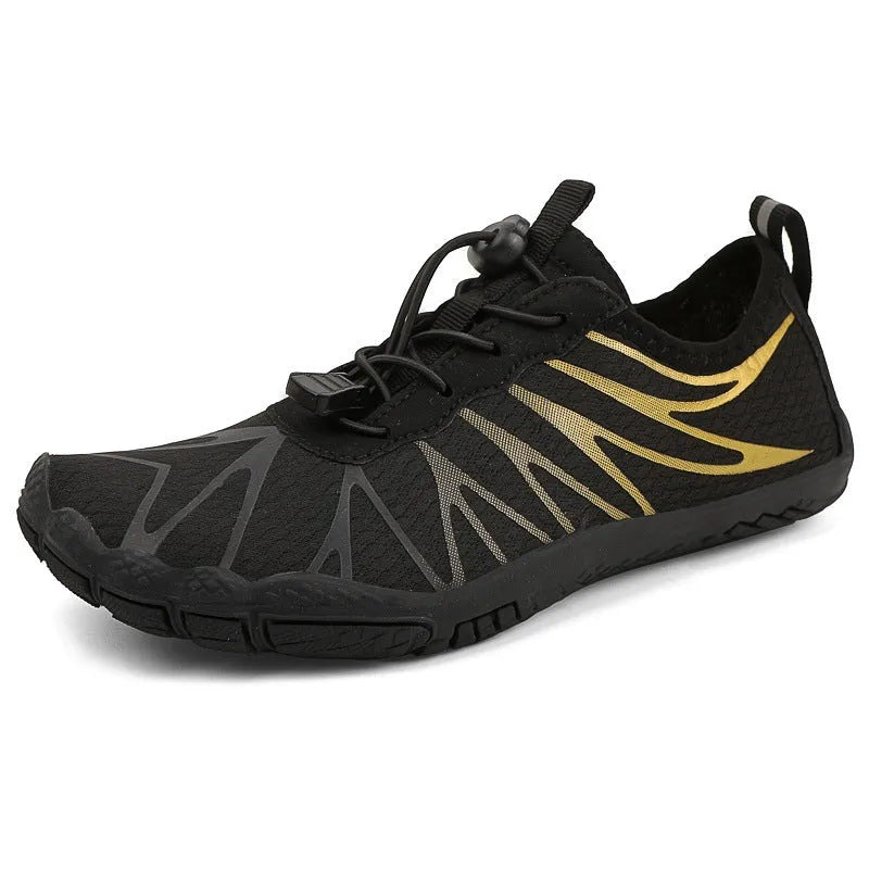 Breathable non-slip sports running shoes in casual low-top design with lace-up front