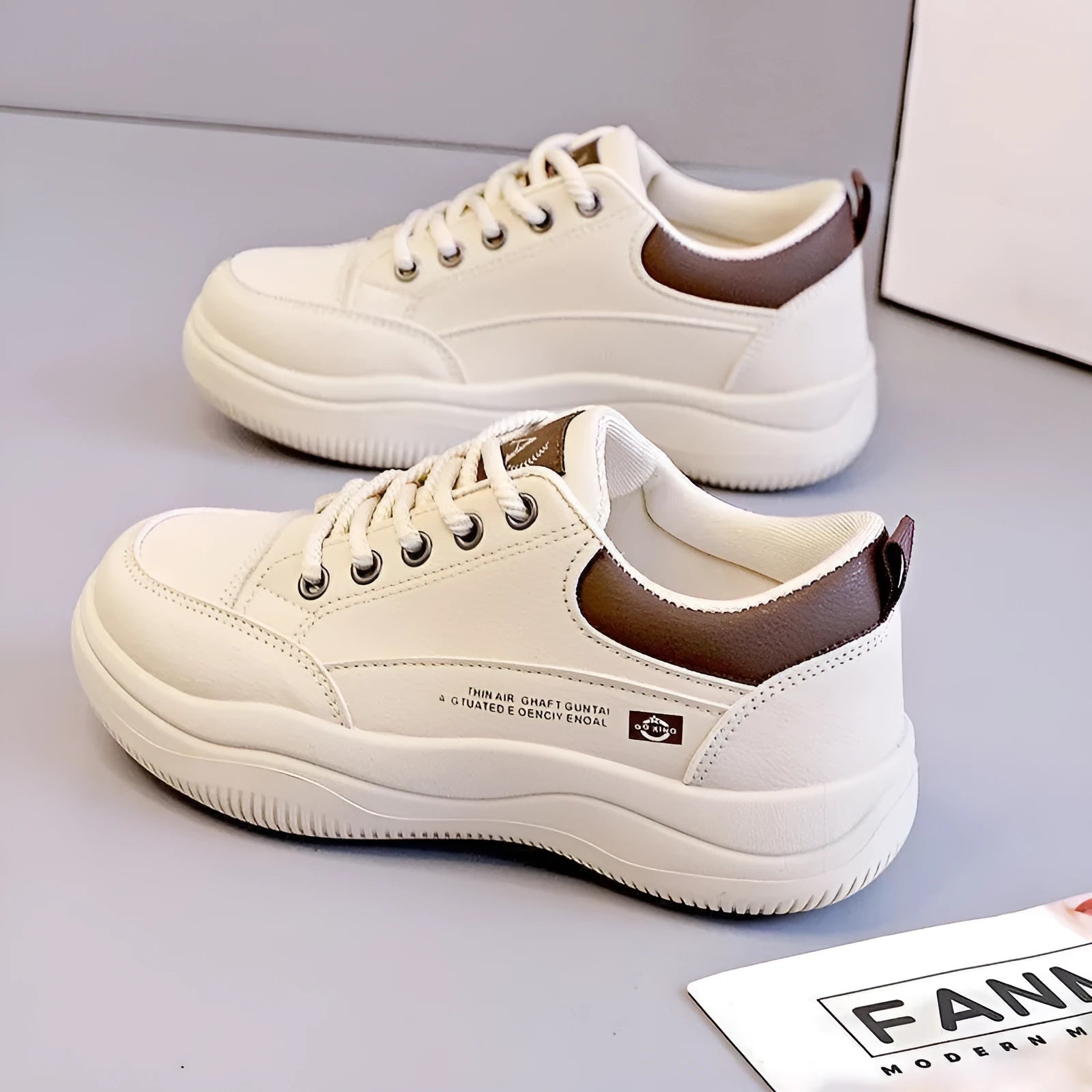 Women's white Korean-style lace-up pumps with cross straps and mid-heel design