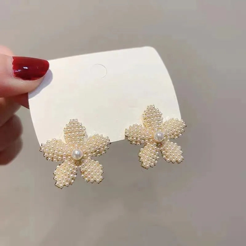 Women's pineapple starfish pearl alloy earrings with Korean style design and gem inlay