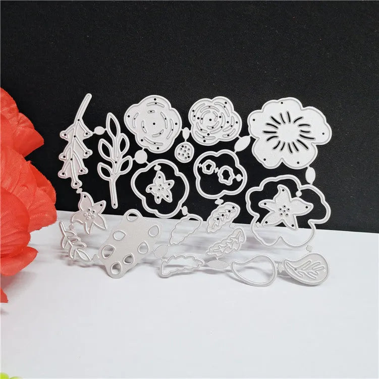 Silver flower-shaped carbon steel paper cutting die for plant-themed crafts