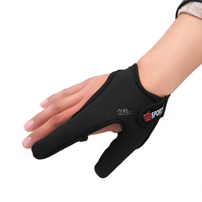 Two finger fishing glove in camouflage colour showing diving cloth back and microfiber palm material.