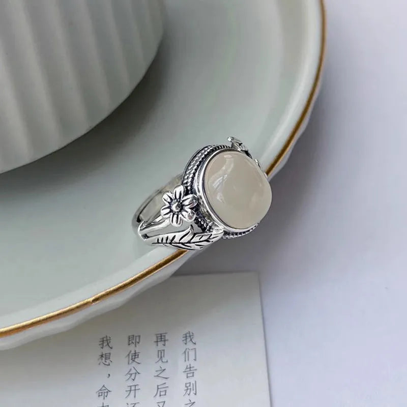 Adjustable copper vintage ring with U-shaped open mouth design and imitation white chalcedony stone