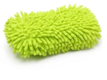 Silver green car wash sponge measuring 14cm by 25cm with chenille microfiber construction