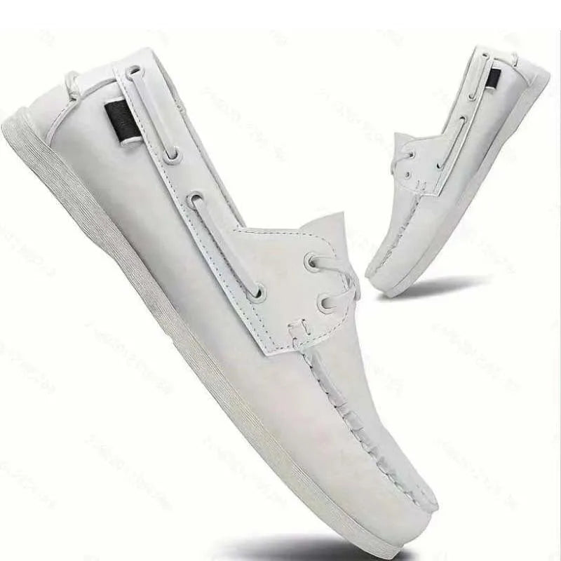 Men's British style casual shoes in artificial PU leather with a flat heel and round toe.