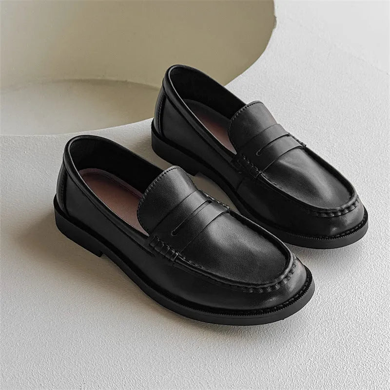 Men's slip-on casual shoes in beige with a microfiber upper and rubber sole