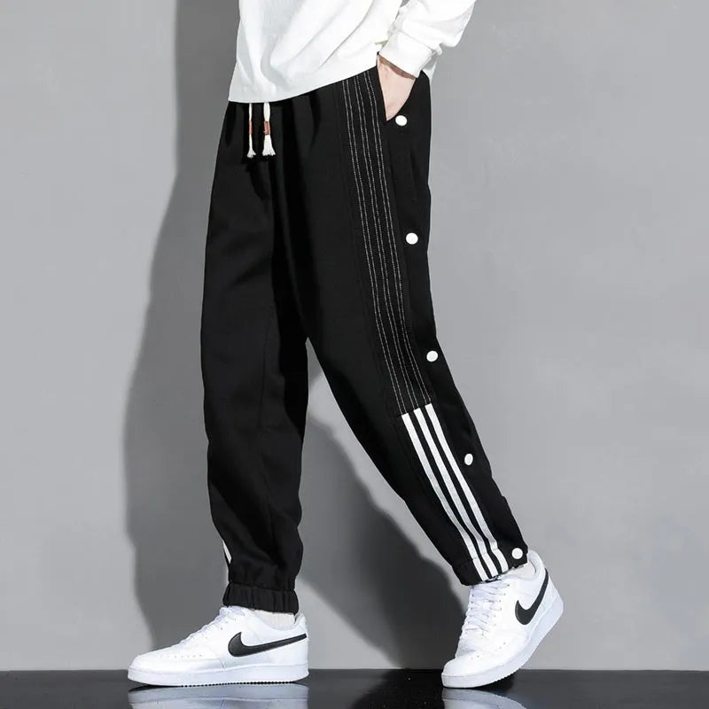 Men's cotton blend sweatpants with high waist and belt in solid autumn colours
