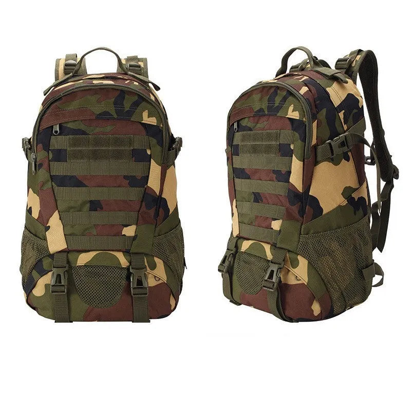 Oxford cloth mountaineering backpack in camouflage pattern with air pillow belt system for outdoor hiking