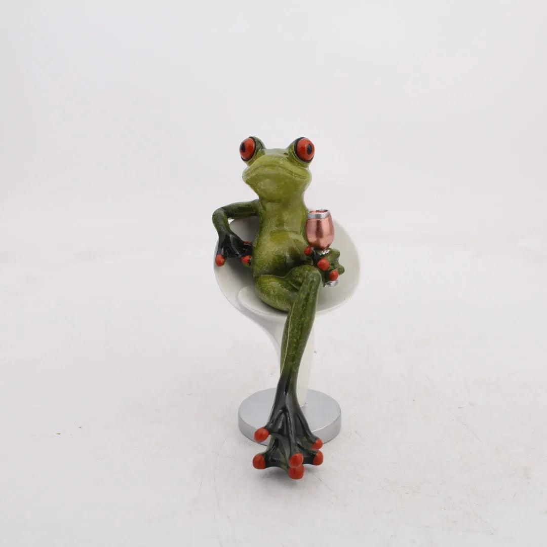 Pastoral style synthetic resin frog ornament for home decoration