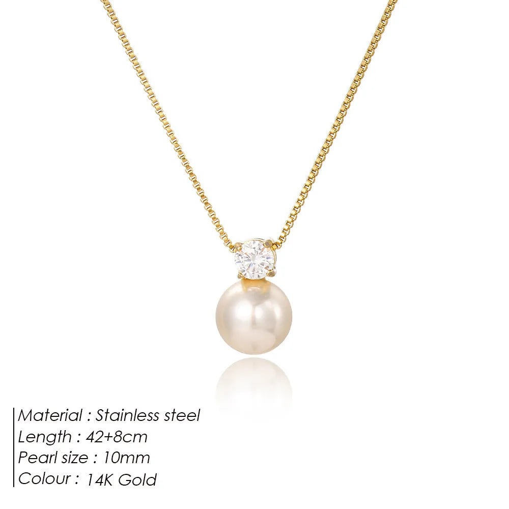 Simple stainless steel necklace for women with imitation pearl and zircon pendant in New Chinese style.