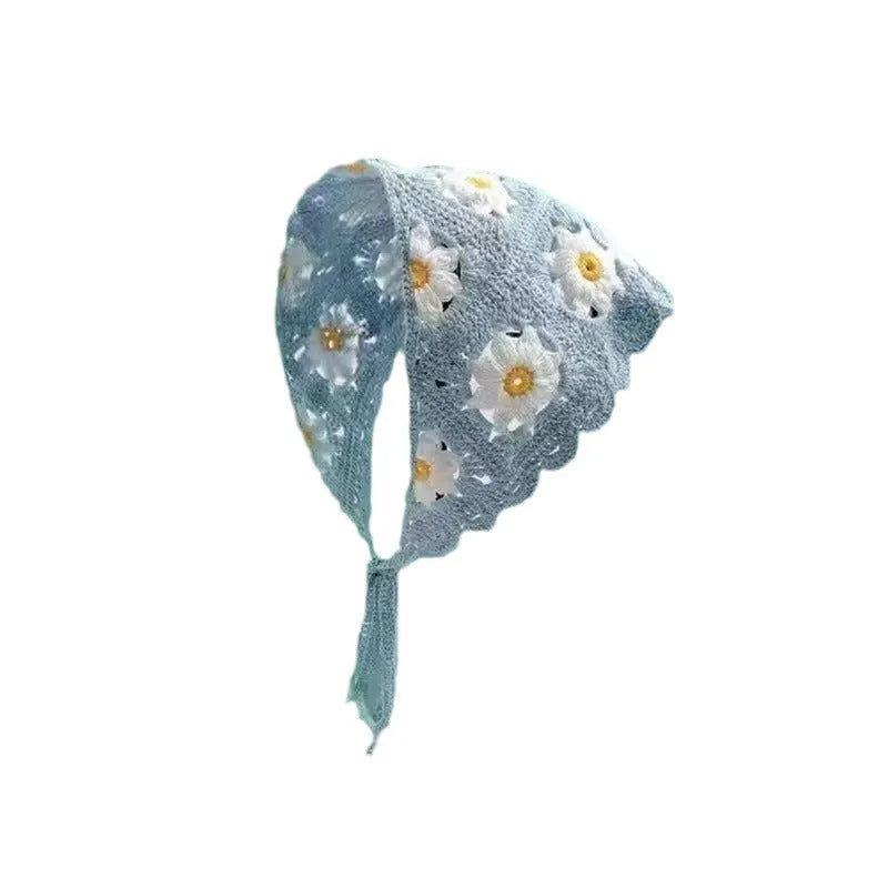 Women's cotton triangle headscarf with floral pattern in French retro style
