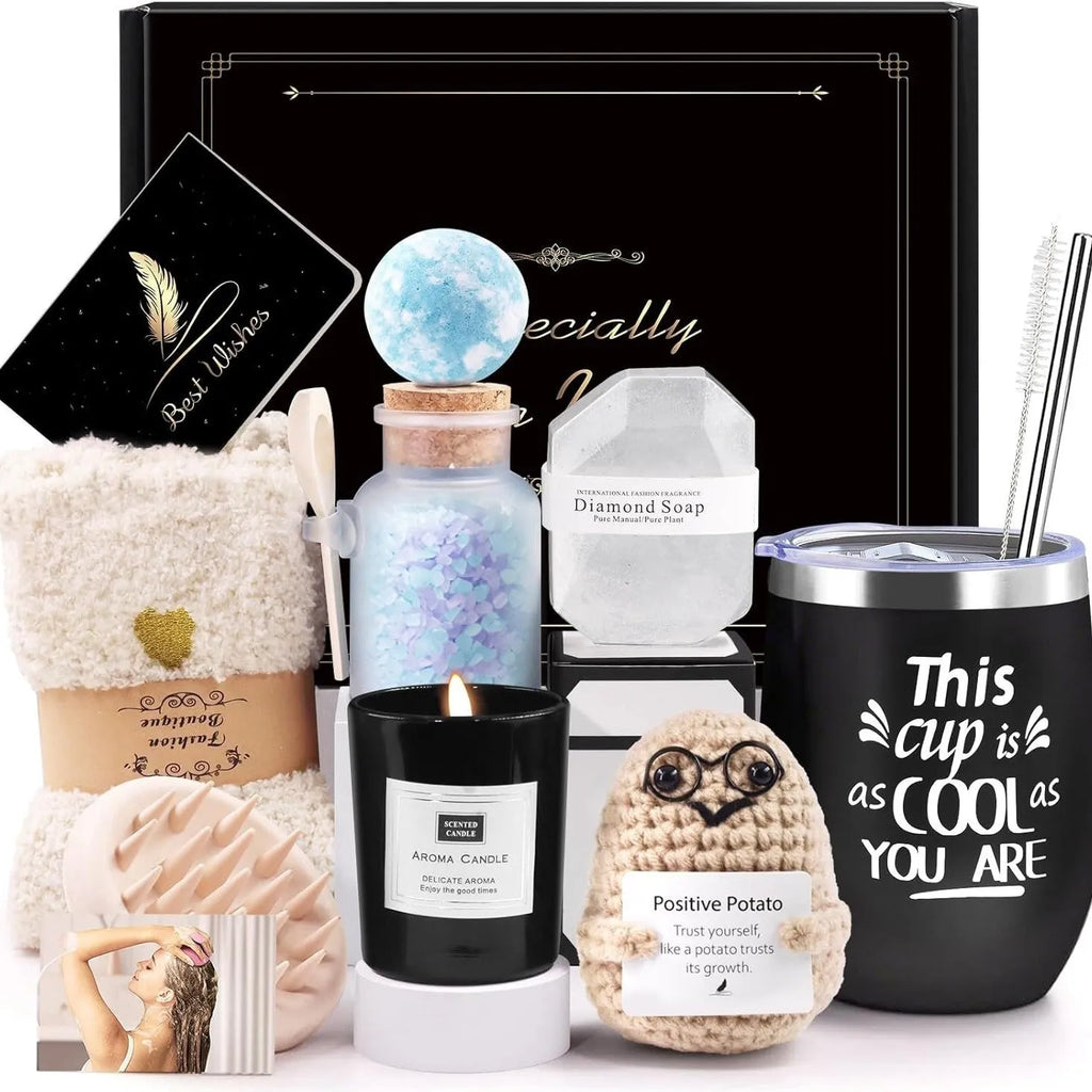 Soy wax aromatherapy candle bath set gift box with decorative suit designs in multiple colours