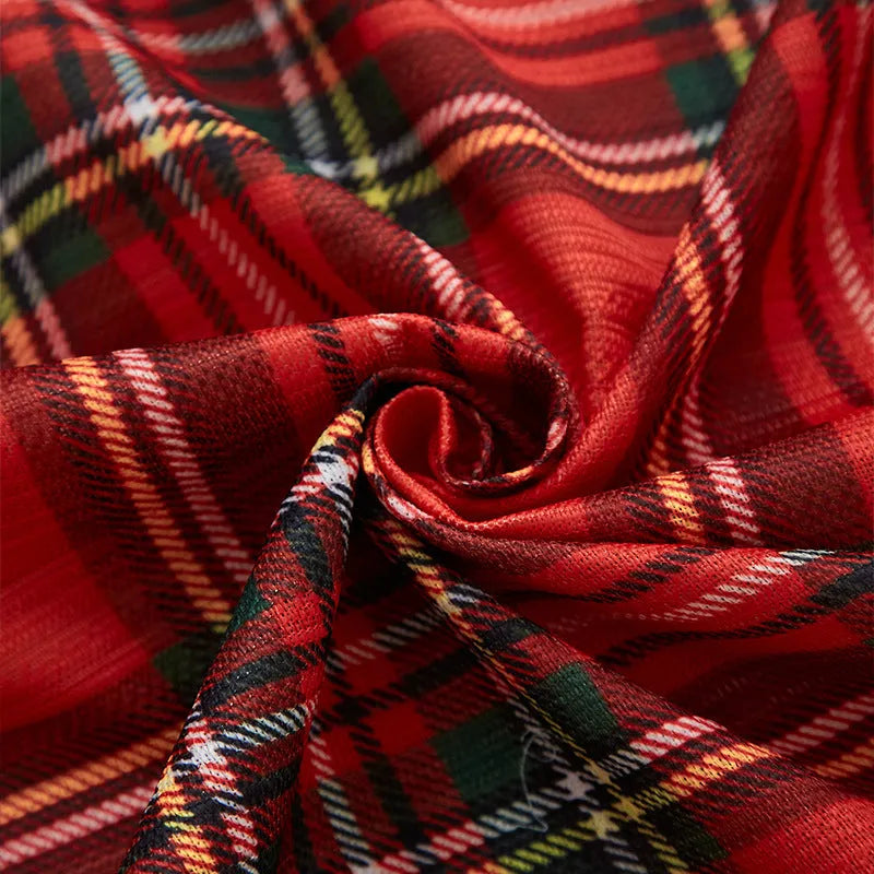 American-style rectangular Christmas printed polyester curtain showing red plaid design with semi-sunshade function