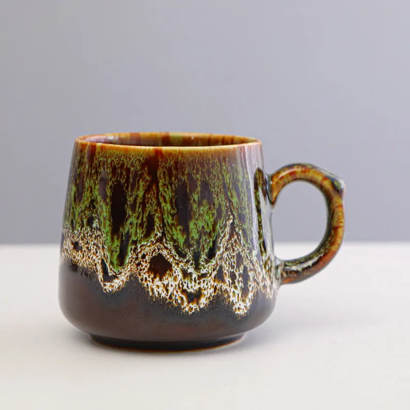 Creative retro style stainless steel large-capacity thermal cup or coffee mug.