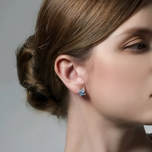 925 silver ear studs with cultivated Alexandrite stone in geometric round setting