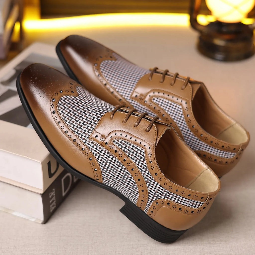 Imitation houndstooth plaid men's casual leather shoes with square toe and lace-up design