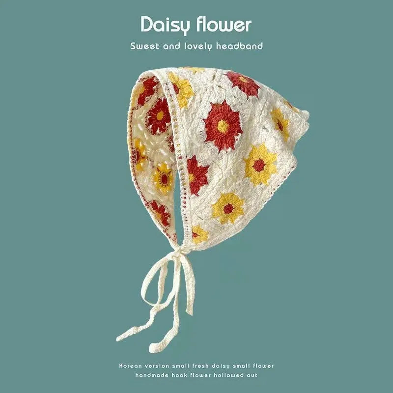 Women's cotton triangle headscarf with floral pattern in French retro style