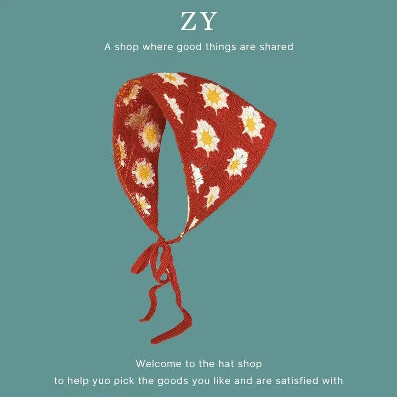 Women's cotton triangle headscarf with floral pattern in French retro style