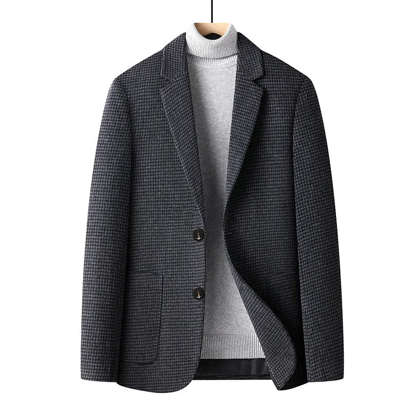 Men's slim fit wool suit jacket in a solid colour with a polyester lining.