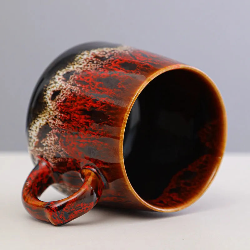 Creative retro style stainless steel large-capacity thermal cup or coffee mug.