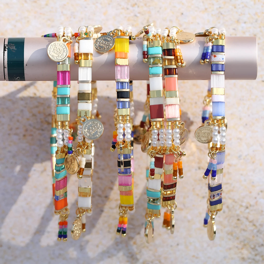 Women's handmade imitation pearl bracelet in pearl lifting colours with original European American design
