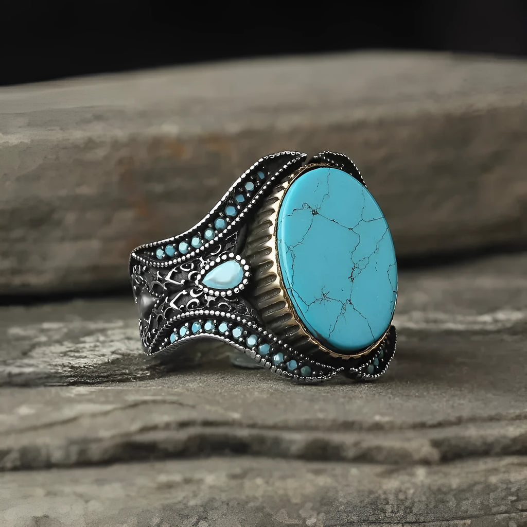 Men's antique silver alloy ring with turquoise centre in simple round design