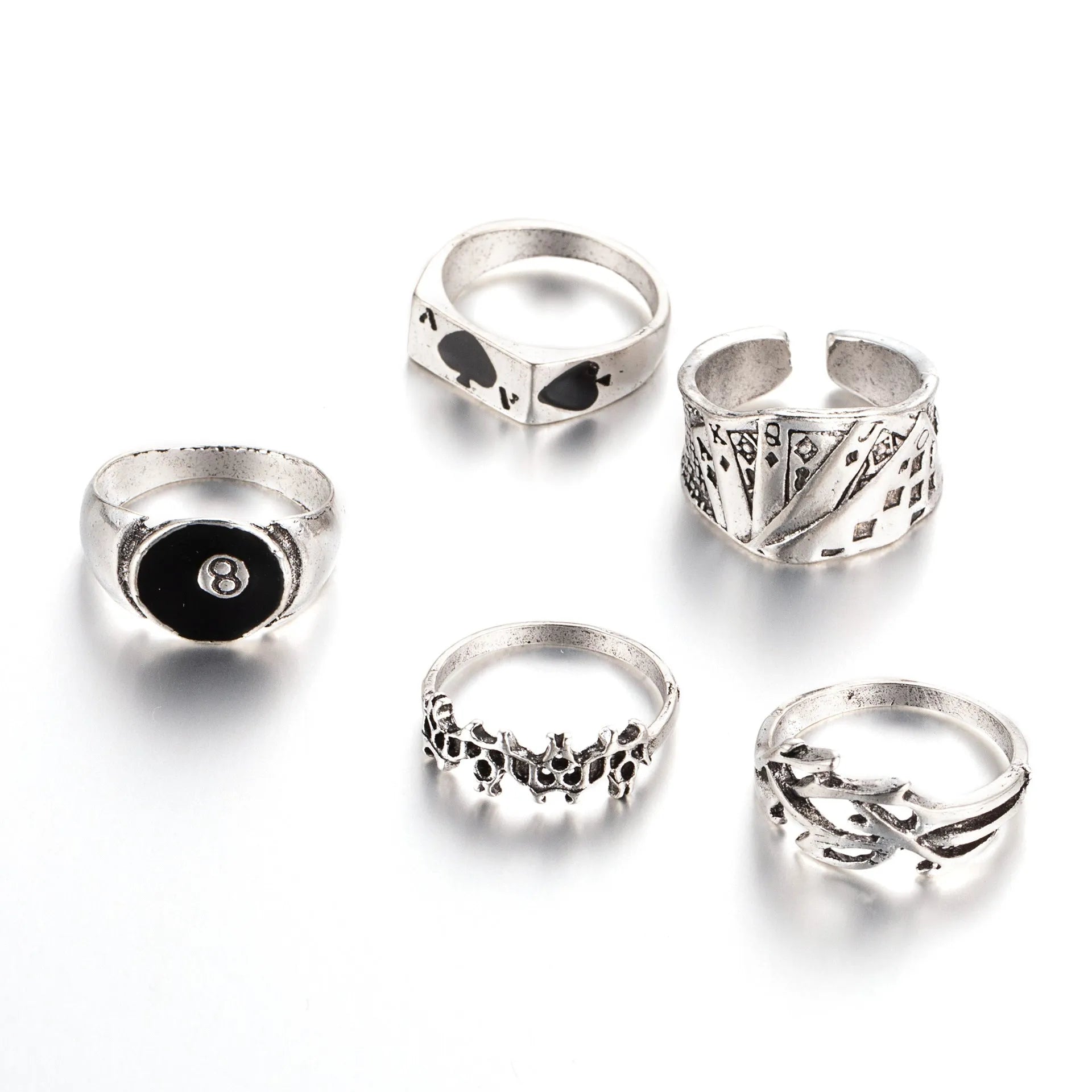 Black alloy ring with detailed retro spade playing card design